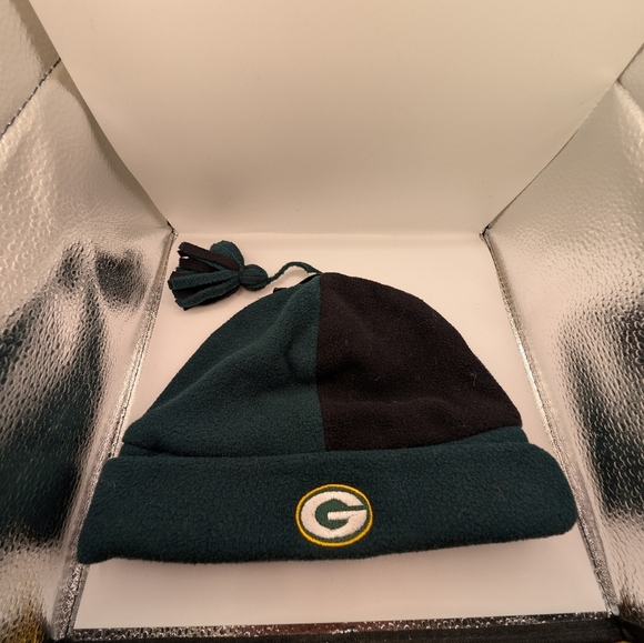 Green Bay Packers Black and Green Beanie - Picture 1 of 1